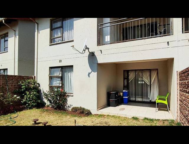 3 BEDROOM TOWNHOUSE FOR SALE IN PARKRAND